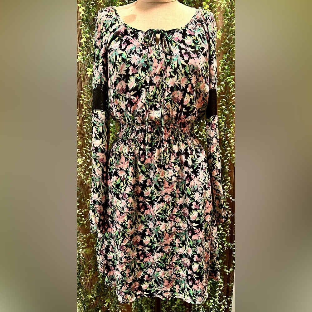 Vera Wang Floral Long Sleeve Dress